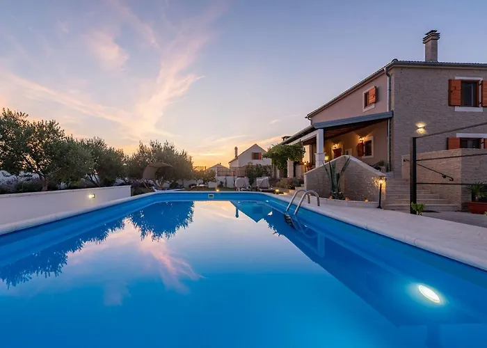 Pan Zadarvillas *
