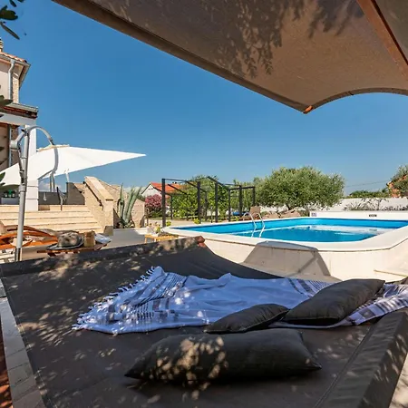 Pan Zadarvillas * Donje Biljane