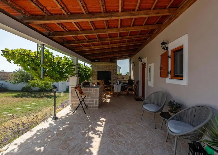 Pan Zadarvillas Vila